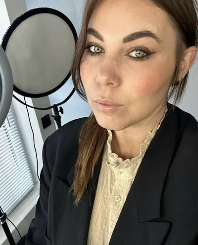 Kinga Krzywańska makeup room